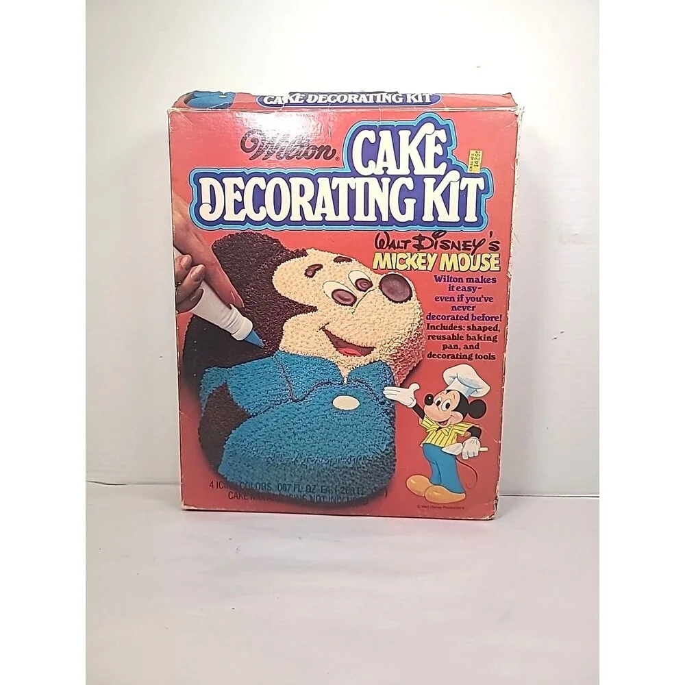 Walt Disney's Mickey Mouse Wilton Cake Decorating Kit Cake Pan Only